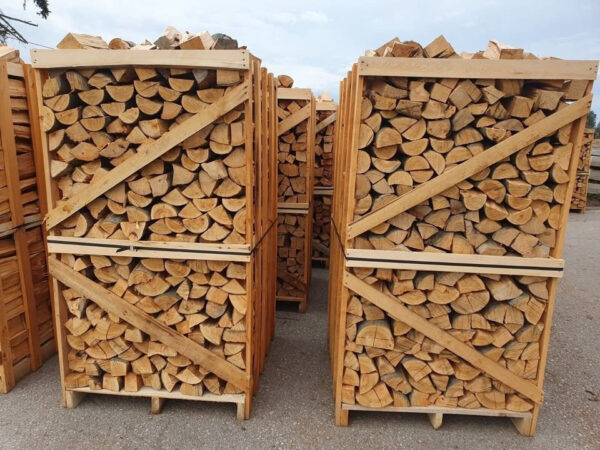 Palle med torrrved, björkved; 2,5 m³