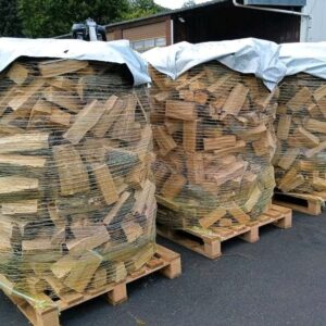 Pall av blandved torrt trä, färdigt att eldas  2,5 m³